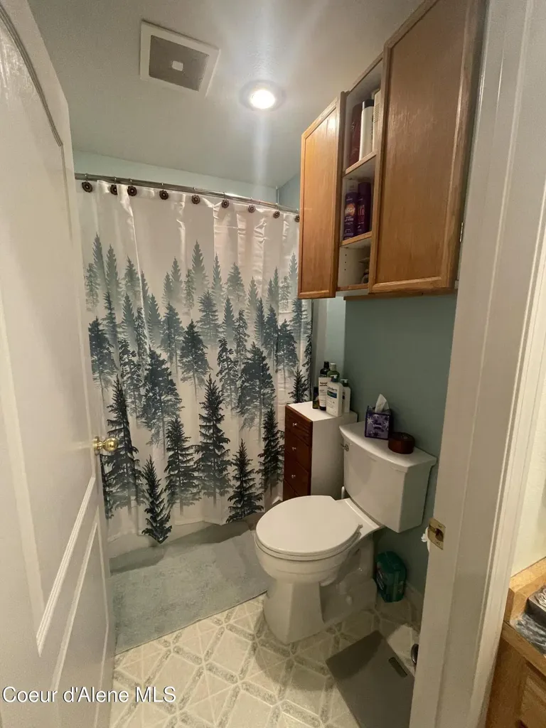 391 Blue Sky Road Bonners Ferry ID 83805