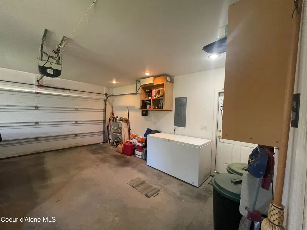 391 Blue Sky Road Bonners Ferry ID 83805
