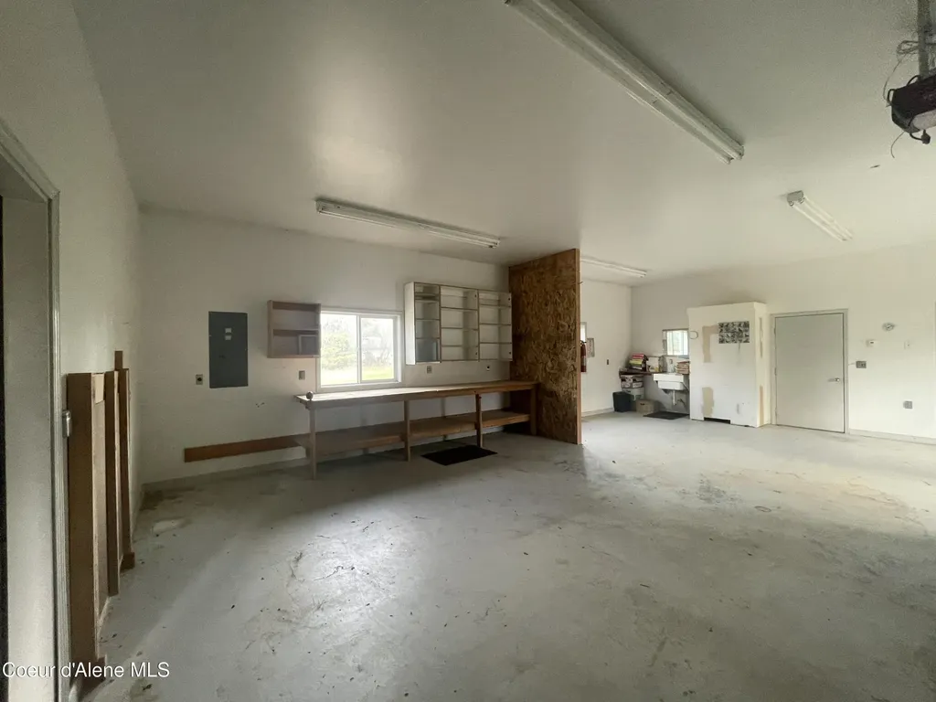 391 Blue Sky Road Bonners Ferry ID 83805