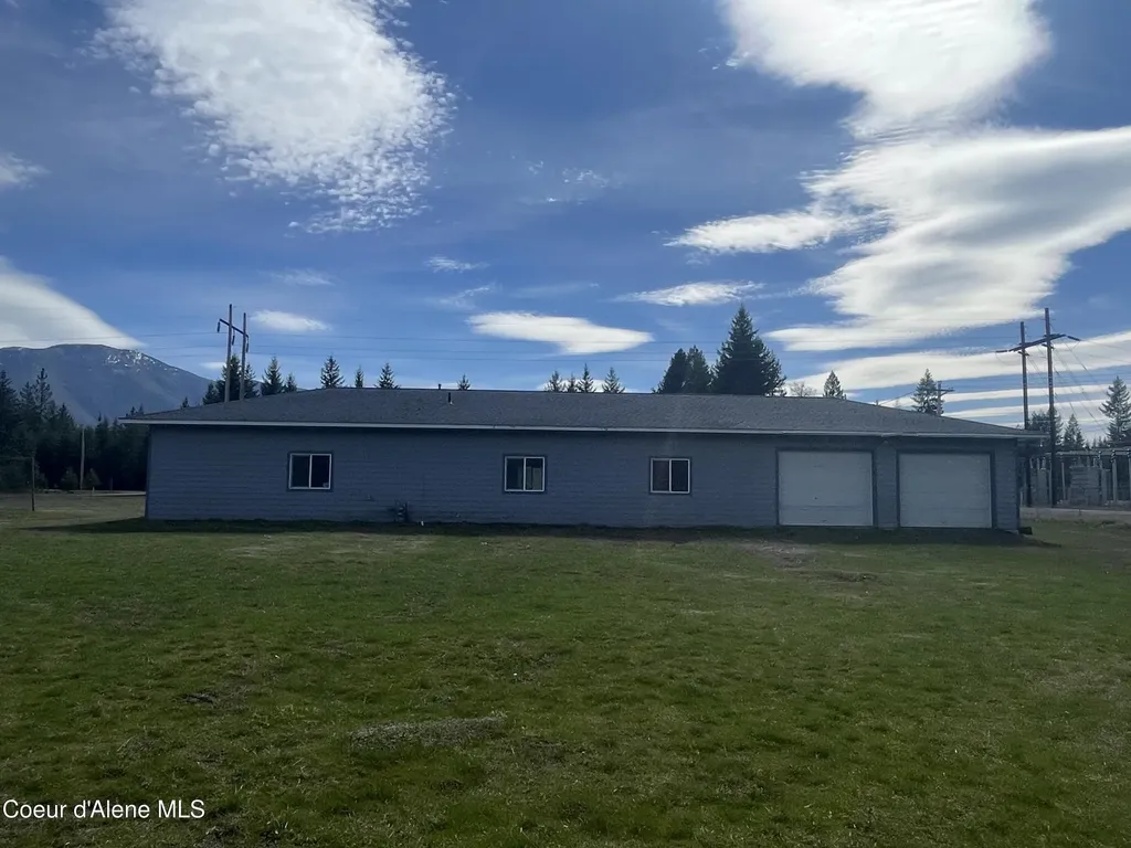 391 Blue Sky Road Bonners Ferry ID 83805