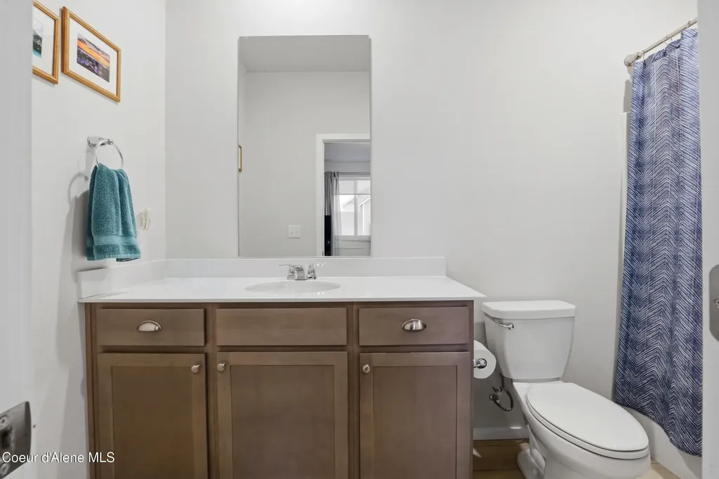 248 E Sandmyrtle Avenue Hayden ID 83835