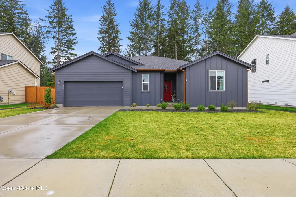 248 E Sandmyrtle Avenue Hayden ID 83835