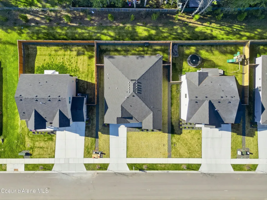 248 E Sandmyrtle Avenue Hayden ID 83835