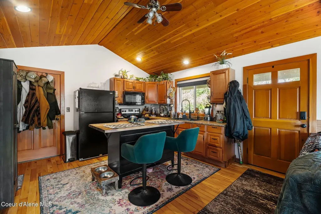 77 Fall Creek Road Naples ID 83847