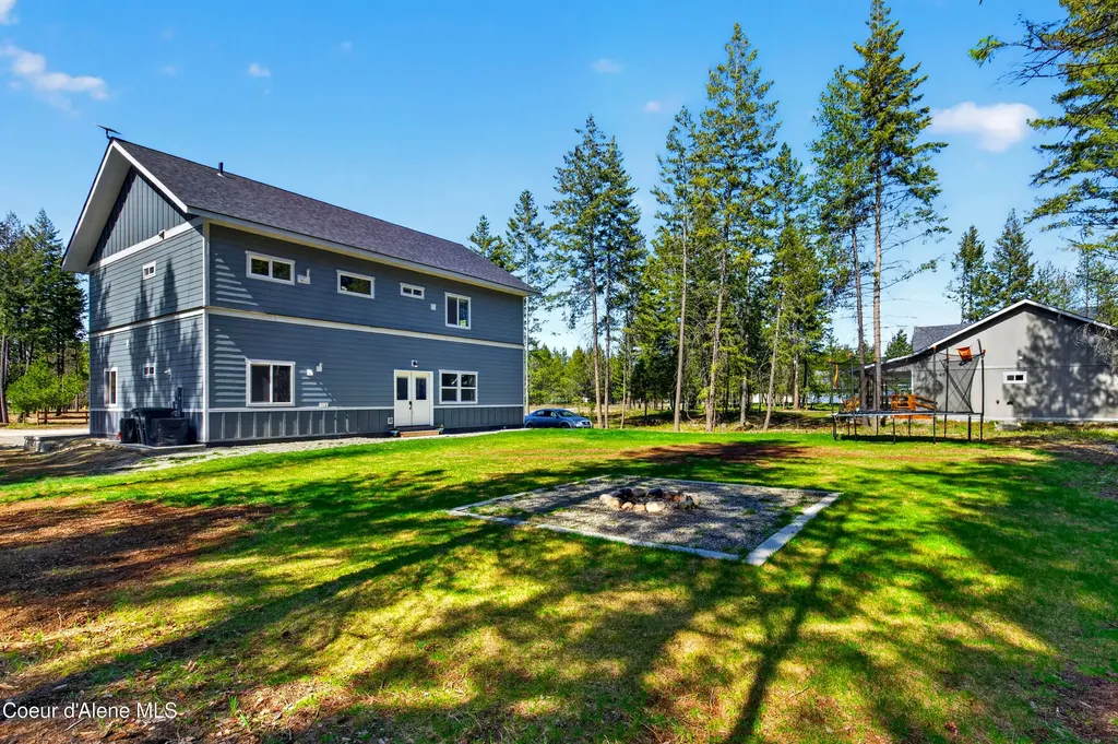 334 Hardy Loop Bonners Ferry ID 83805