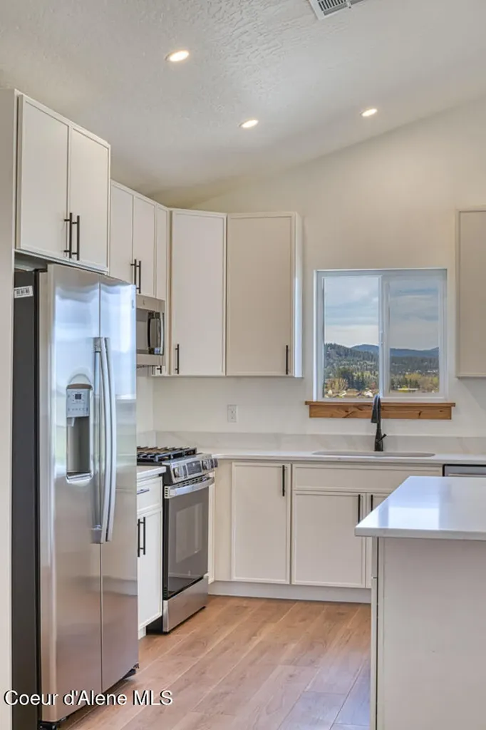 3606 N Blaze Lp Post Falls ID 83854