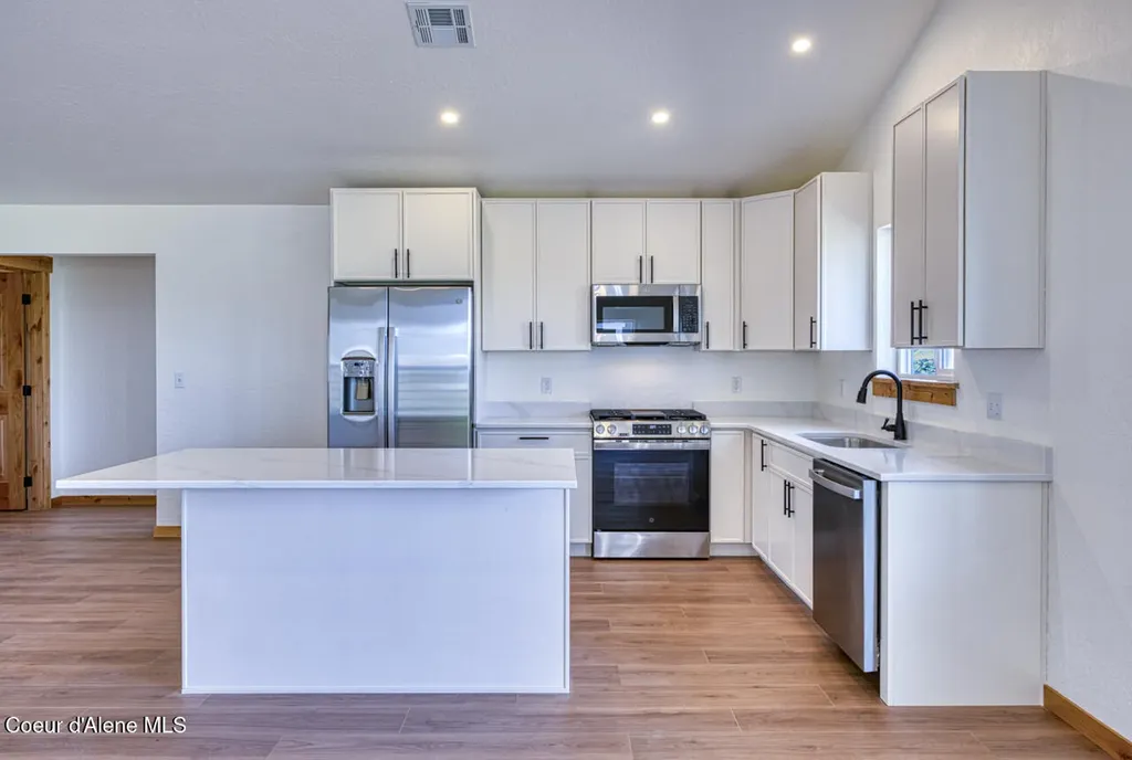 3606 N Blaze Lp Post Falls ID 83854
