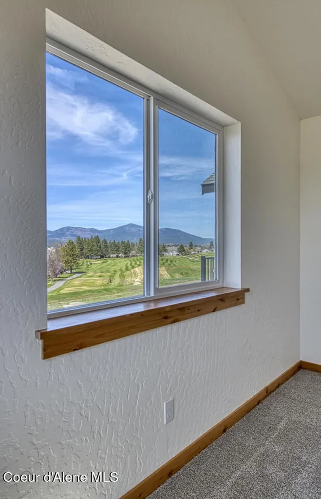 3606 N Blaze Lp Post Falls ID 83854
