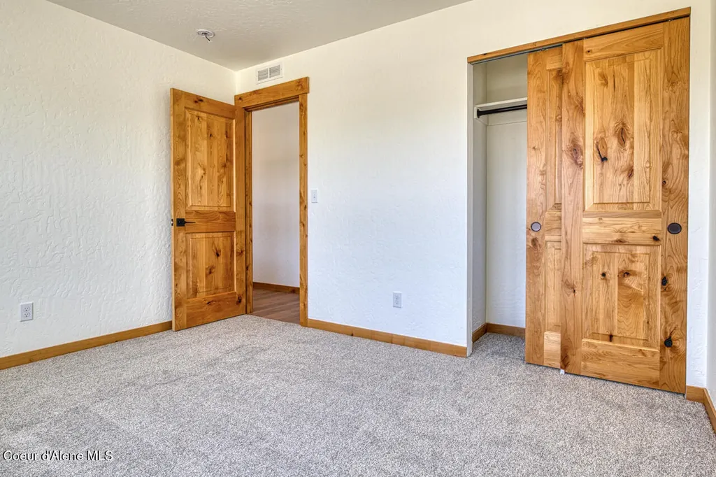 3606 N Blaze Lp Post Falls ID 83854