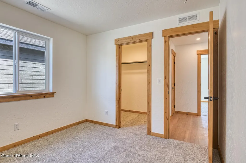 3606 N Blaze Lp Post Falls ID 83854