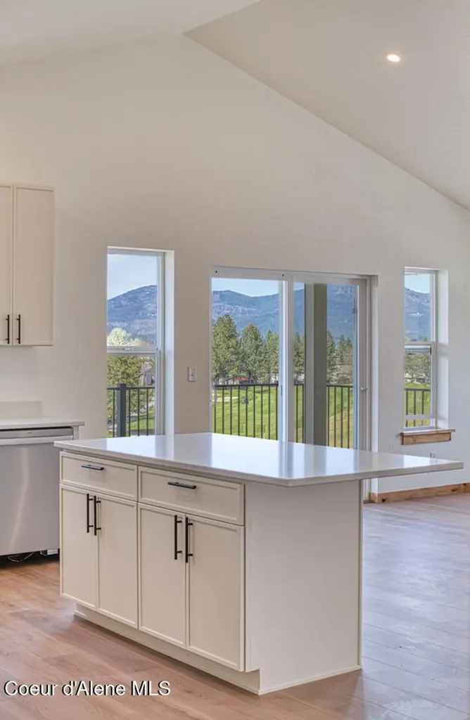 3606 N Blaze Lp Post Falls ID 83854