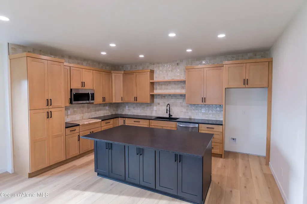 677 W Rory Avenue Post Falls ID 83854