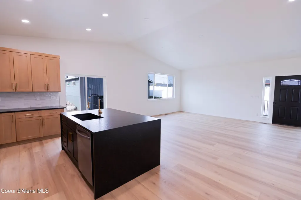 677 W Rory Avenue Post Falls ID 83854