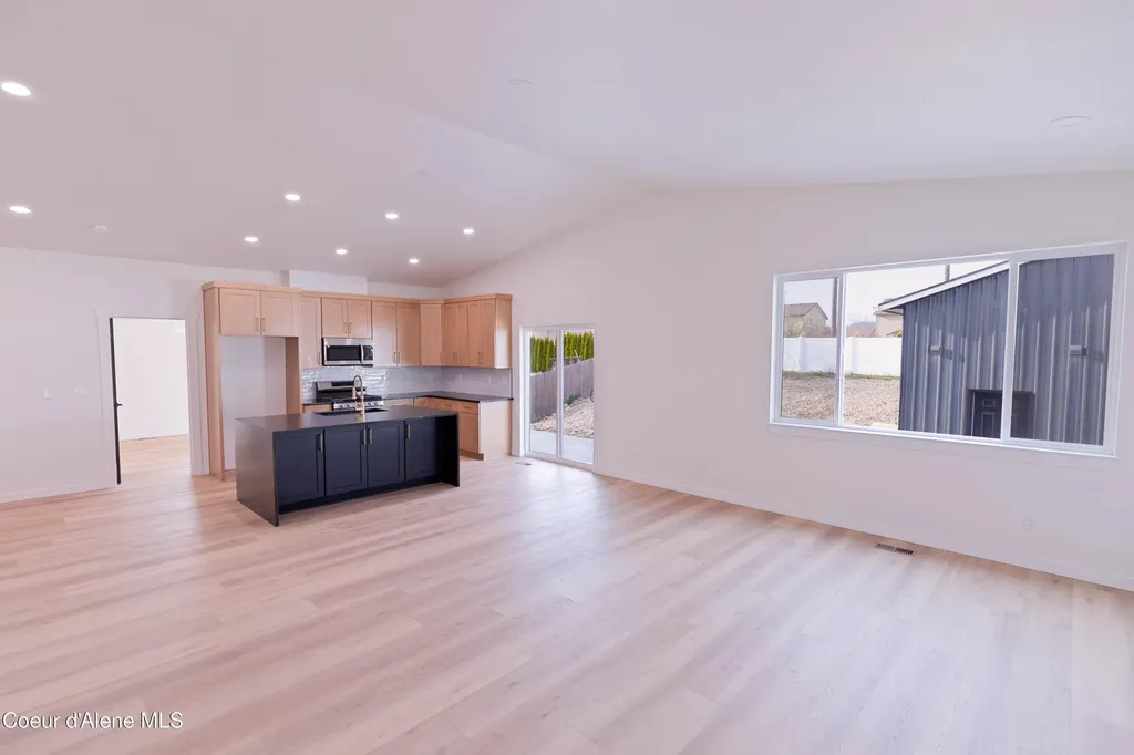 677 W Rory Avenue Post Falls ID 83854