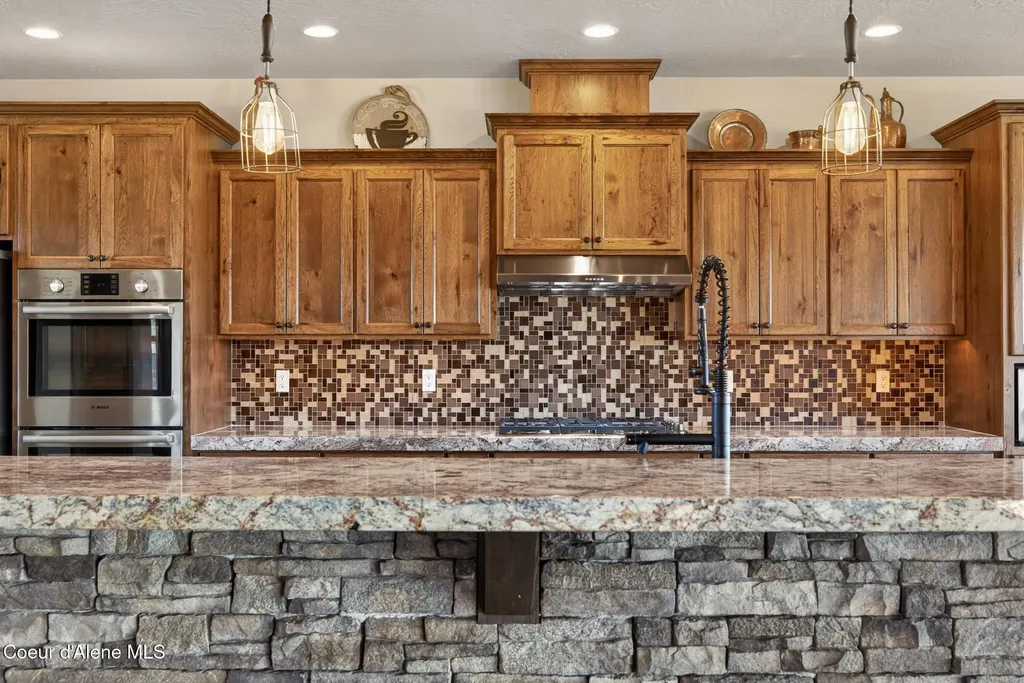 3358 E Leebowe Court Hayden ID 83835