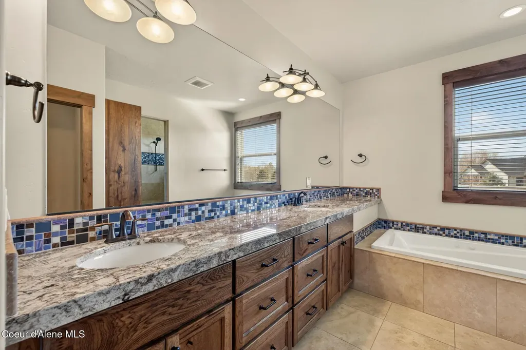 3358 E Leebowe Court Hayden ID 83835