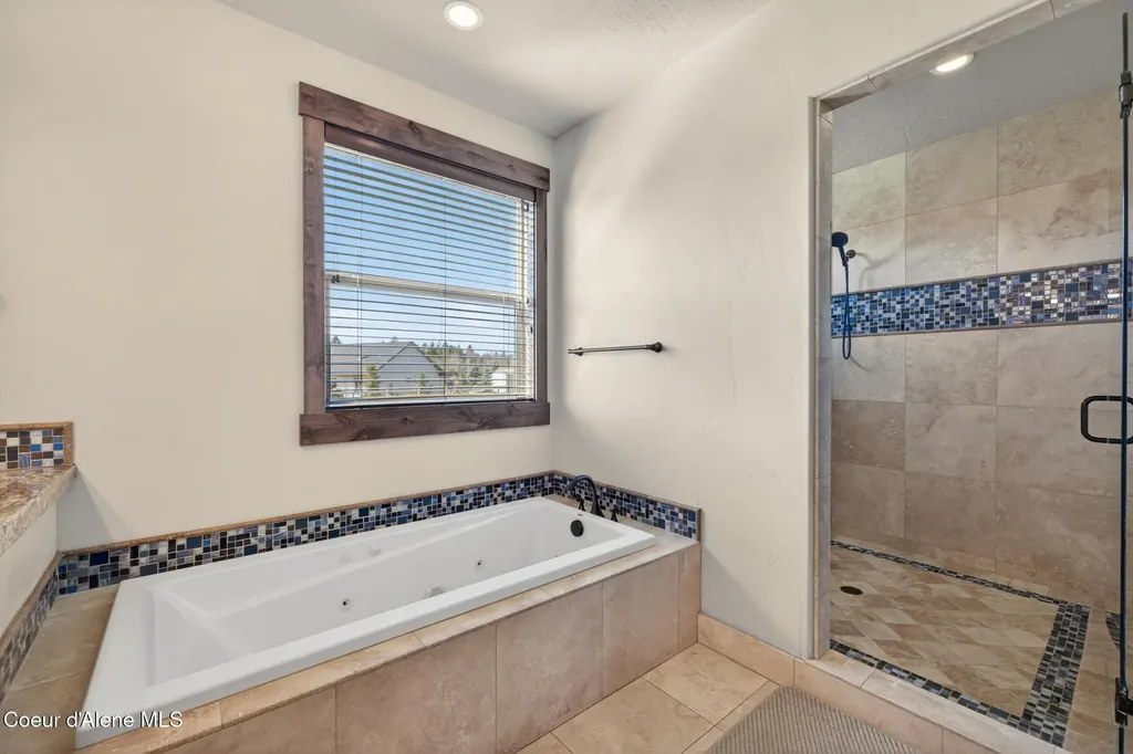 3358 E Leebowe Court Hayden ID 83835
