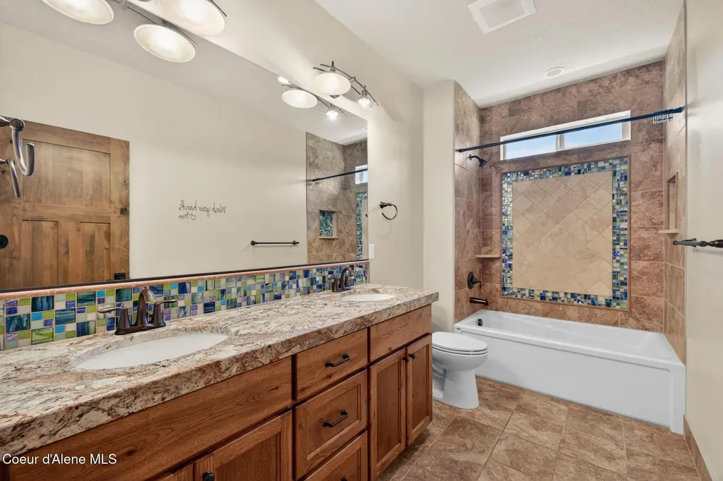 3358 E Leebowe Court Hayden ID 83835