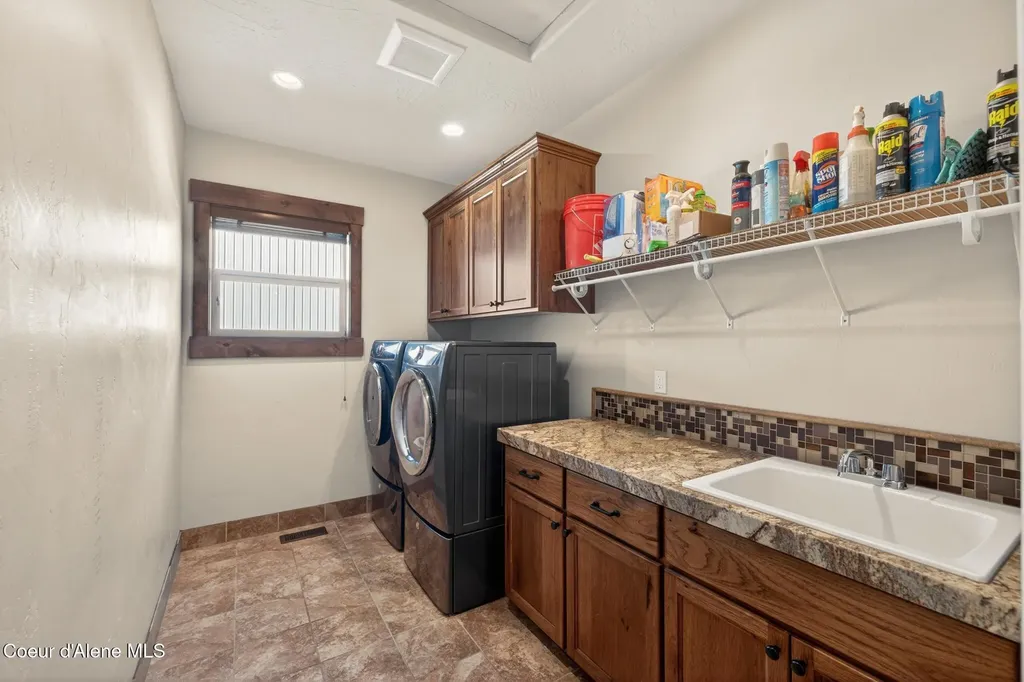 3358 E Leebowe Court Hayden ID 83835