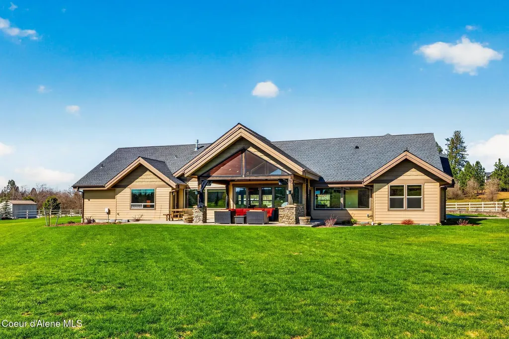 3358 E Leebowe Court Hayden ID 83835