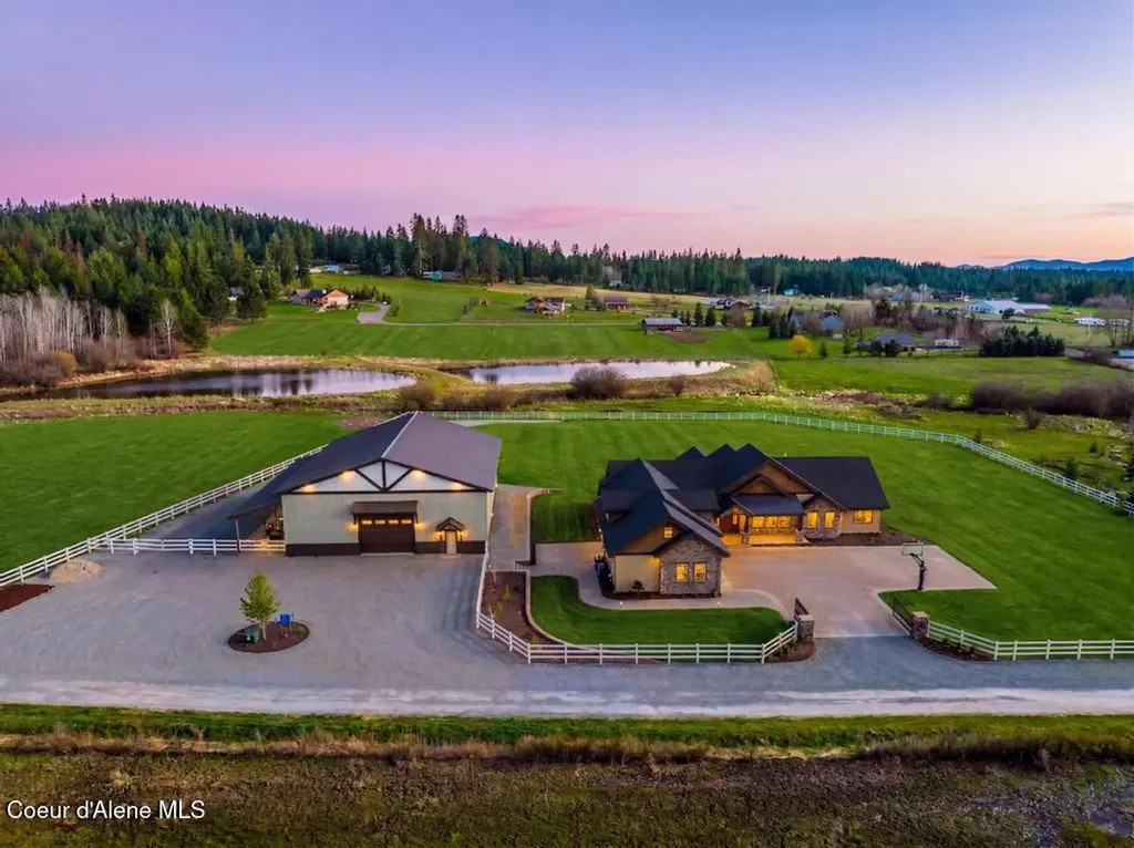 3358 E Leebowe Court Hayden ID 83835