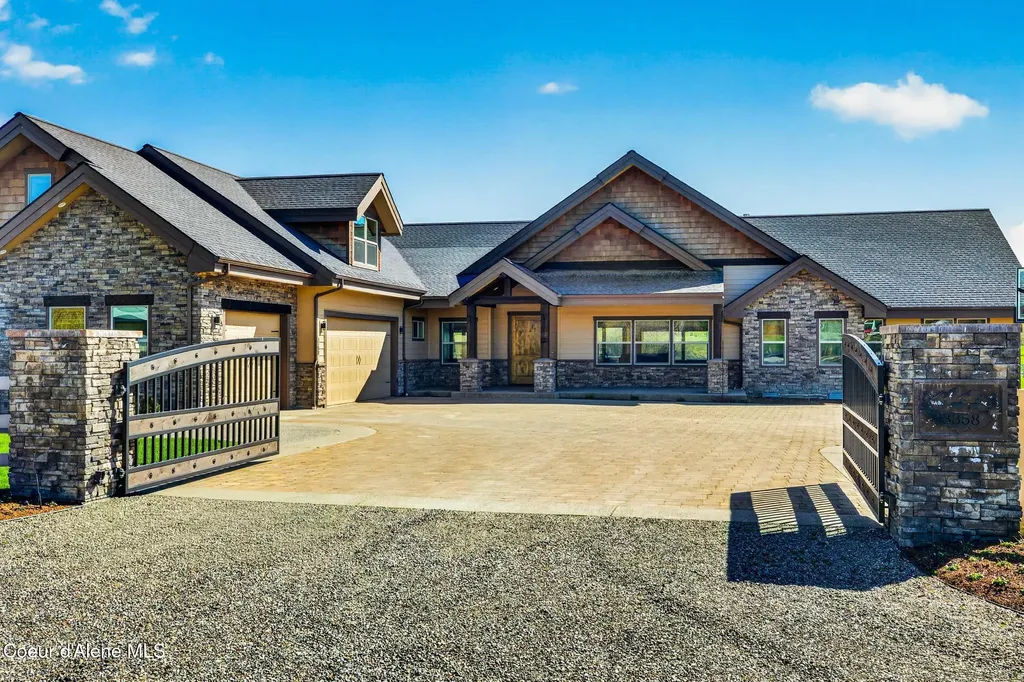 3358 E Leebowe Court Hayden ID 83835