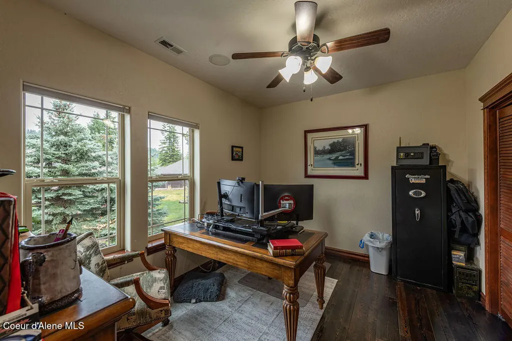 289 Fairway Drive Priest Lake ID 83856