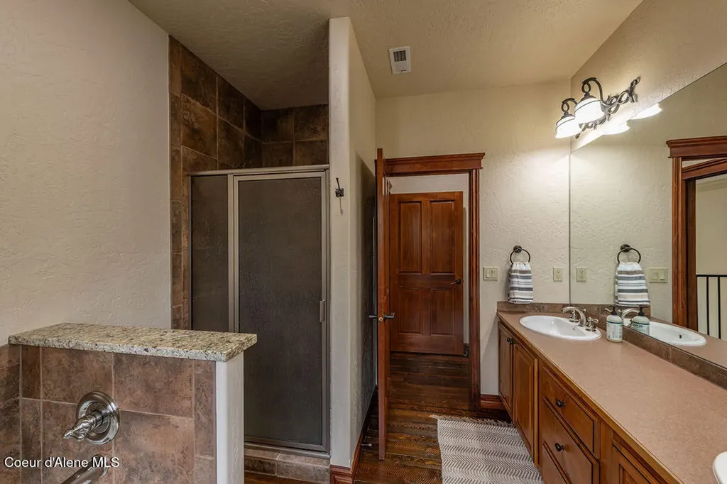 289 Fairway Drive Priest Lake ID 83856