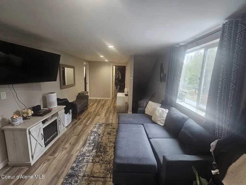 365 Jacks Place Oldtown ID 83822