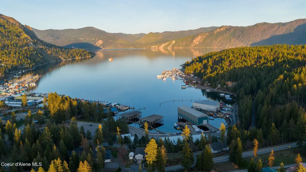 17930 Idaho 54 Bayview ID 83803