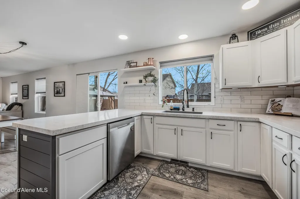 2033 N Bunting Lane Post Falls ID 83854
