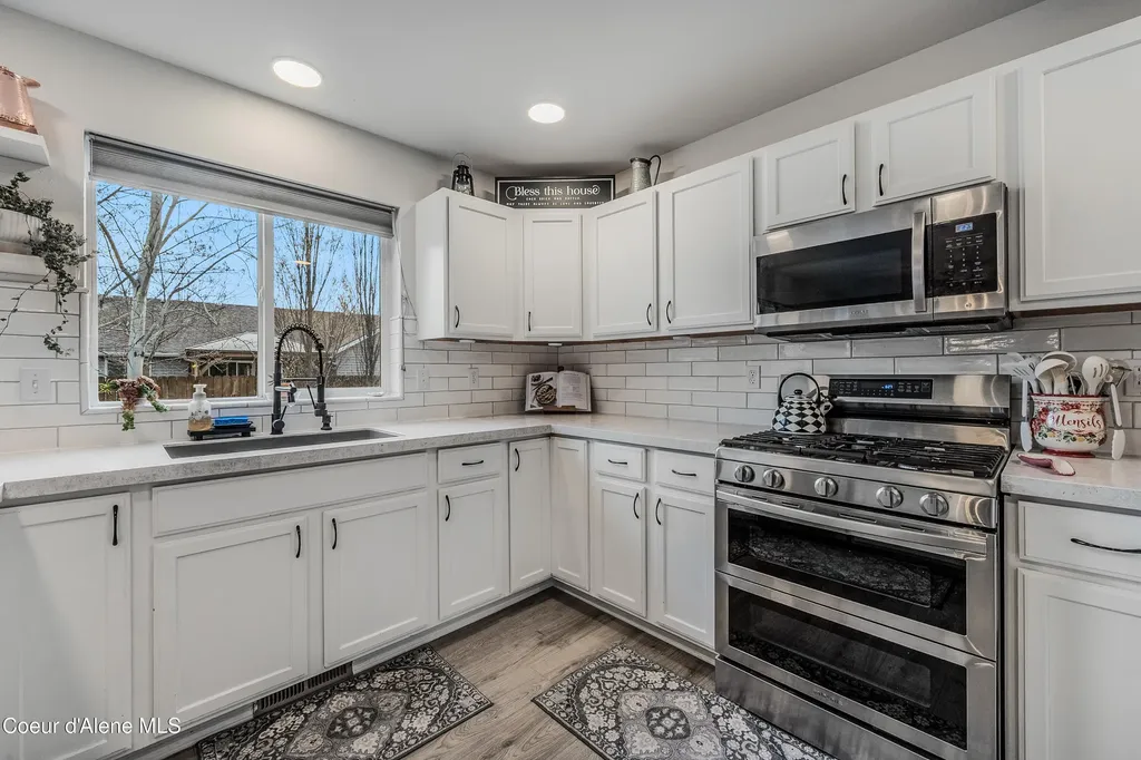 2033 N Bunting Lane Post Falls ID 83854