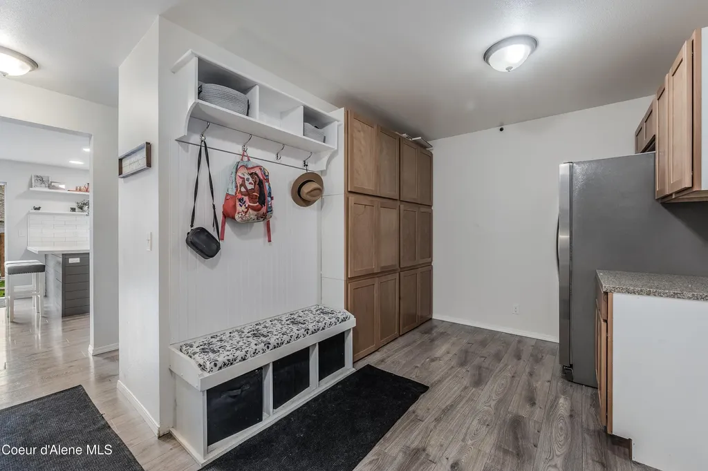 2033 N Bunting Lane Post Falls ID 83854