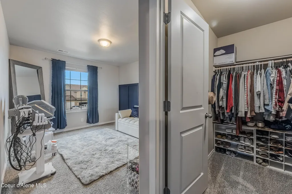 2033 N Bunting Lane Post Falls ID 83854