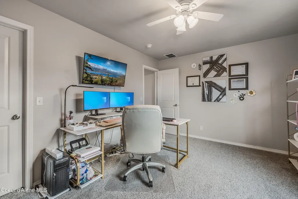 2033 N Bunting Lane Post Falls ID 83854