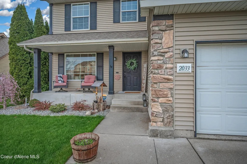 2033 N Bunting Lane Post Falls ID 83854