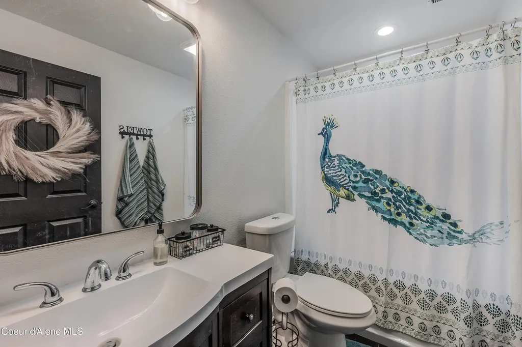 2033 N Bunting Lane Post Falls ID 83854