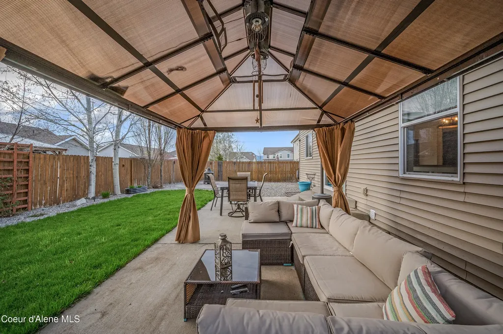 2033 N Bunting Lane Post Falls ID 83854