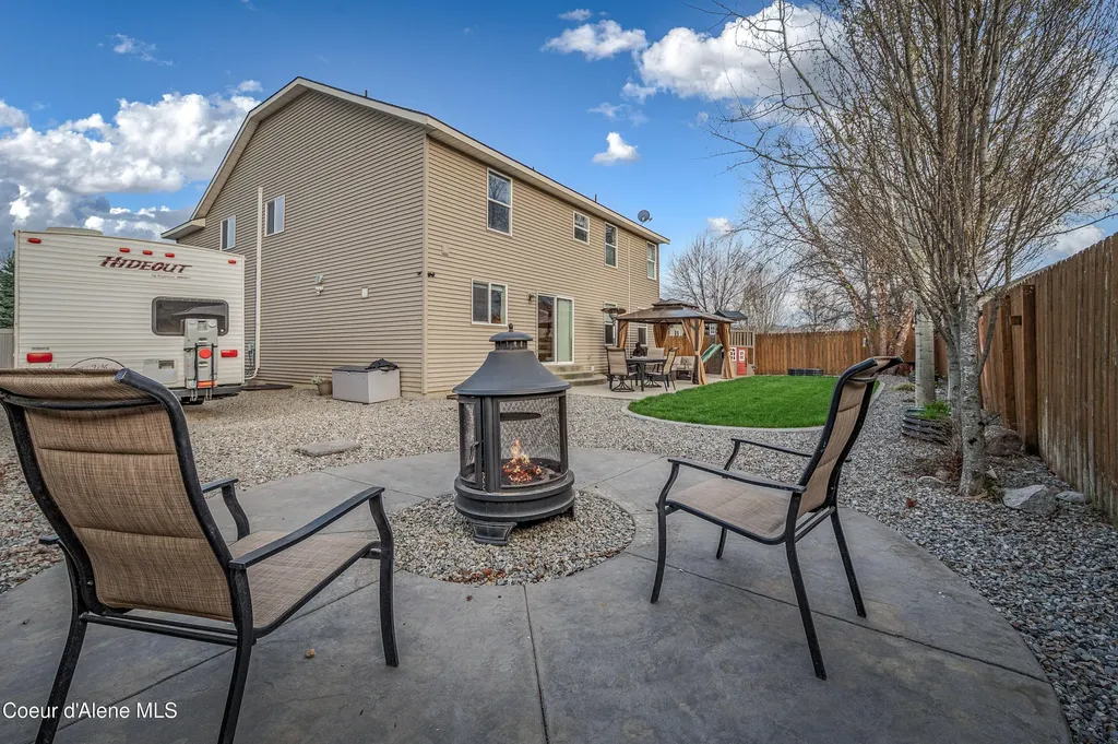 2033 N Bunting Lane Post Falls ID 83854