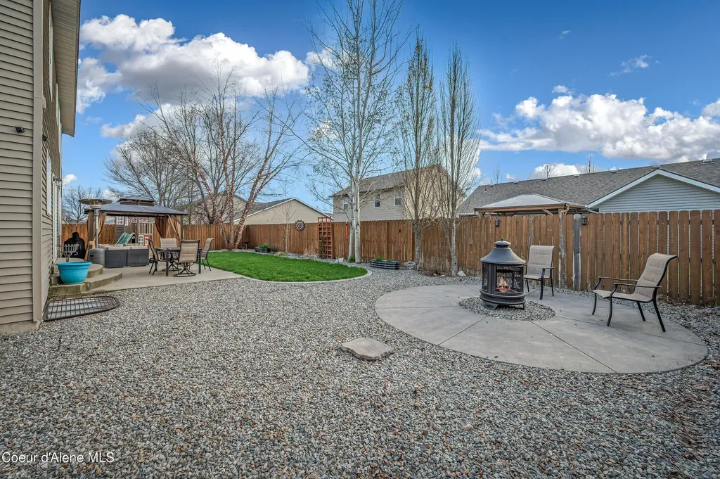 2033 N Bunting Lane Post Falls ID 83854
