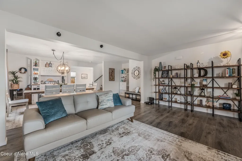 2033 N Bunting Lane Post Falls ID 83854