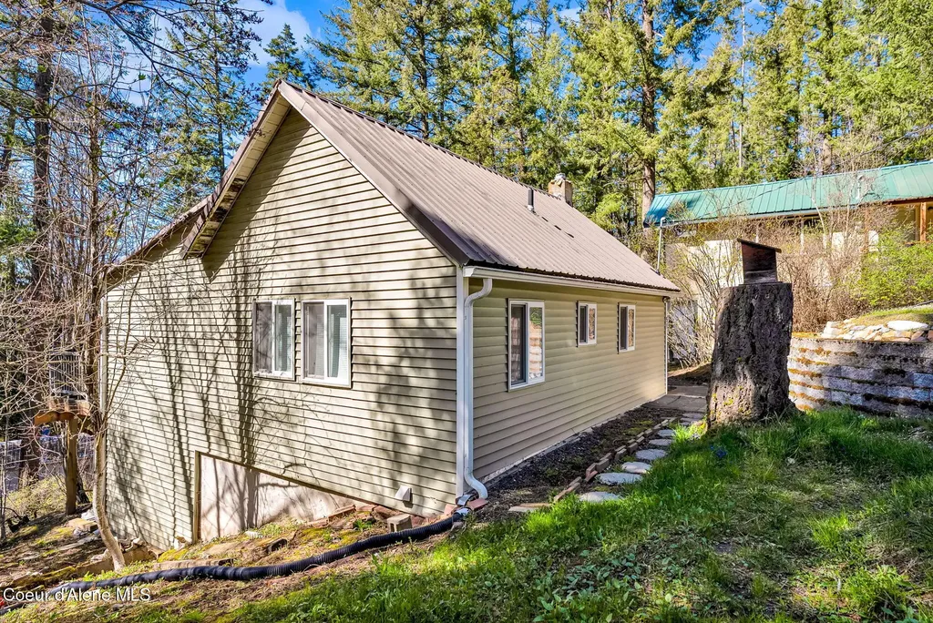 51 Rocky Point Upper Road Plummer ID 83851