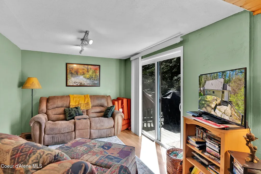 51 Rocky Point Upper Road Plummer ID 83851