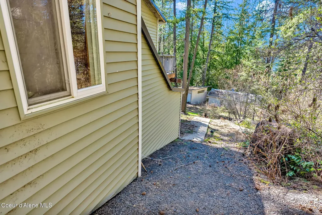 51 Rocky Point Upper Road Plummer ID 83851