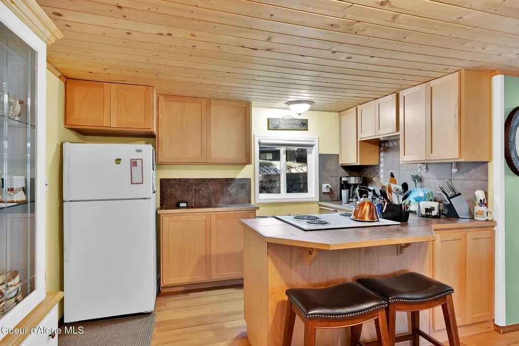 51 Rocky Point Upper Road Plummer ID 83851