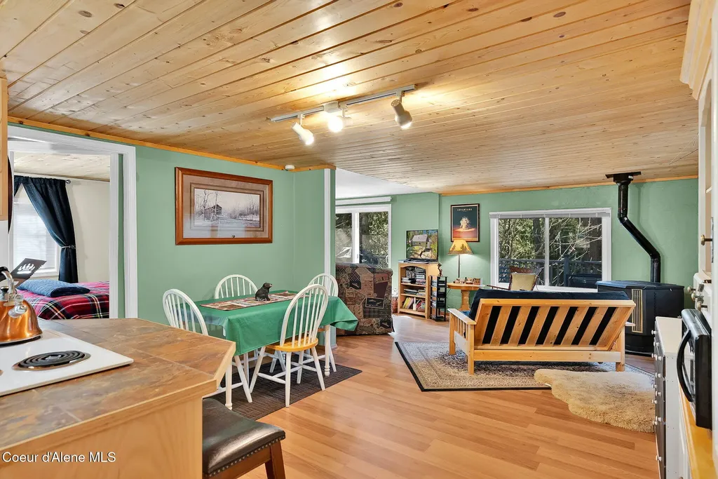 51 Rocky Point Upper Road Plummer ID 83851