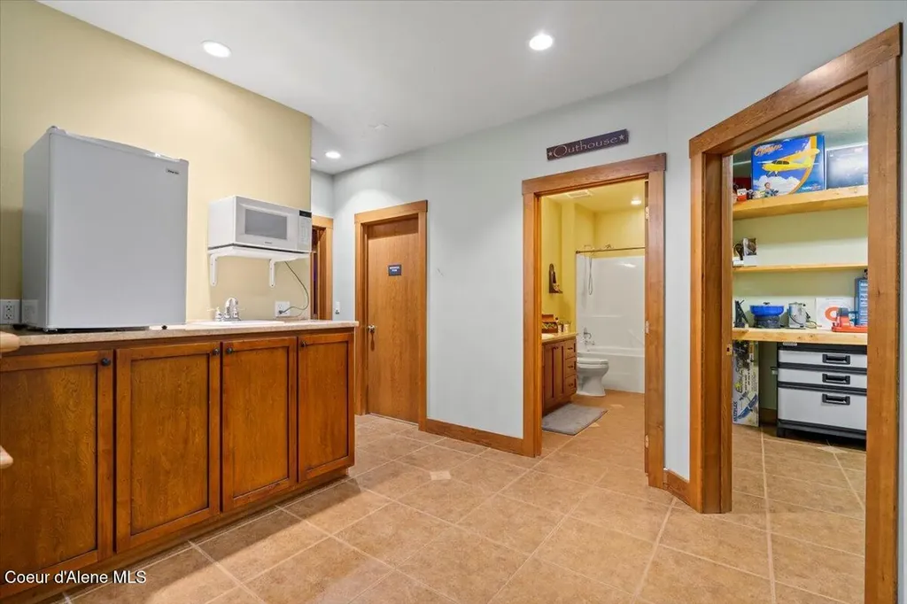 1839 E Ohio Match Road Rathdrum ID 83858