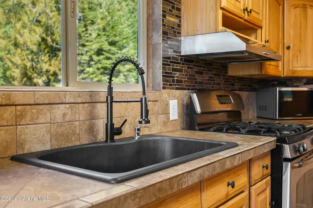 29567 Highway 57 Priest Lake ID 83856