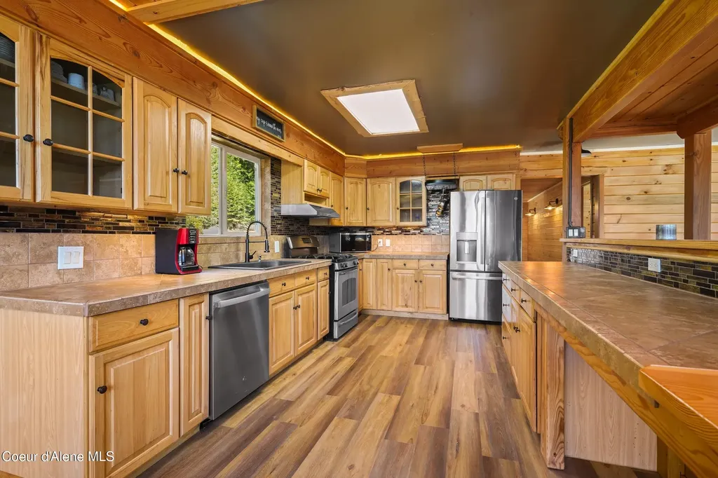 29567 Highway 57 Priest Lake ID 83856