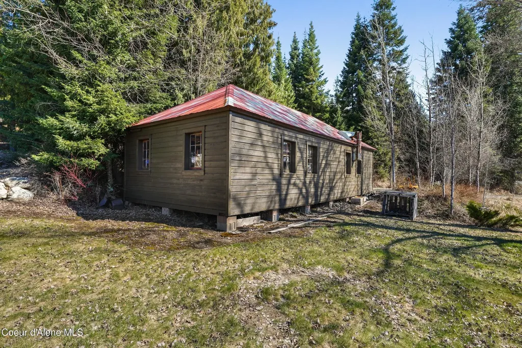 29567 Highway 57 Priest Lake ID 83856